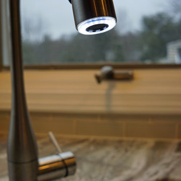 Medium tone Kitchen in Douglas
