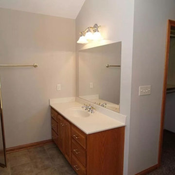 New Berlin Home Makeover-before photos