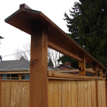 Arbors/Pergolas/Fences