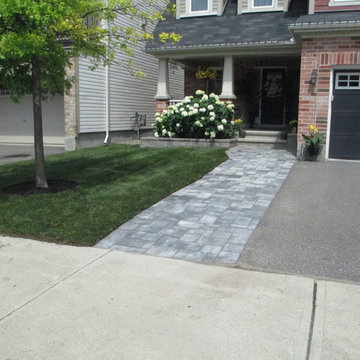 Barrhaven - Front Yard & Side Yard Landscaping
