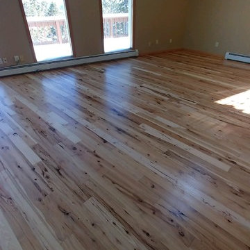 Character grade 3 1/4" Hickory - natural