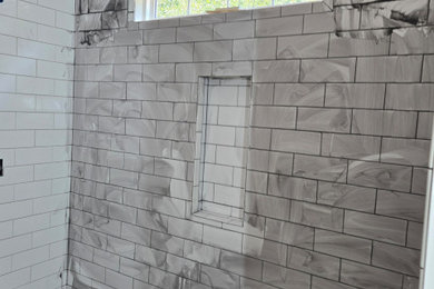 Example of an arts and crafts bathroom design in Richmond