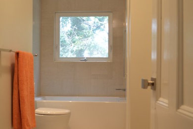 Example of a trendy bathroom design in Boston