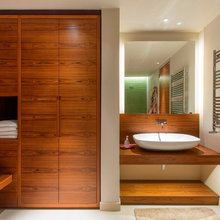 Cabinet & closet