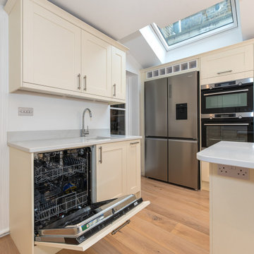 Spacious Kitchen Extension with Elegant Light Finish in London | Constructum Cod