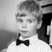 Travis Lewis's photo