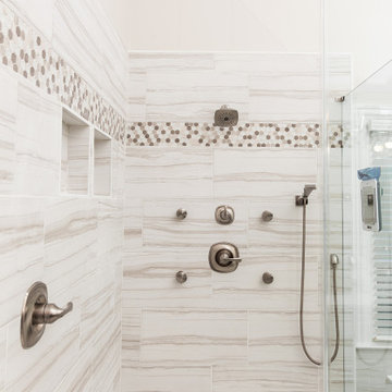 Serpentino Blanco Master Bathroom