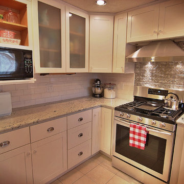 Colonial White 3cm Kitchen