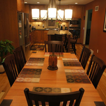 Sabaka Trail Kitchen and Dining Room