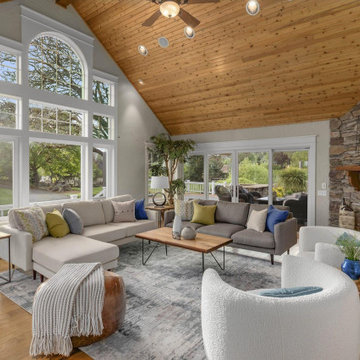 Gorgeous Traditional Farm Home at Hillsboro