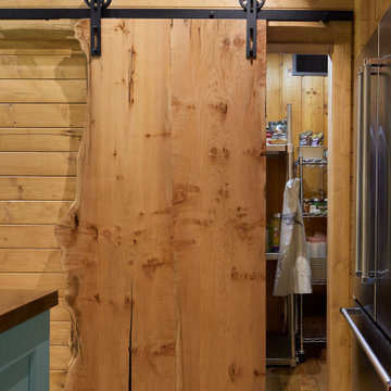 Rustic Elegance: A Cozy Cabin Kitchen Reimagined