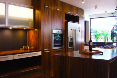 Inspiration for an eclectic kitchen remodel in Austin