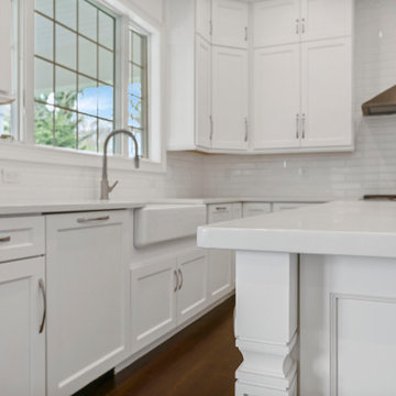 Custom Kitchen Cabinets
