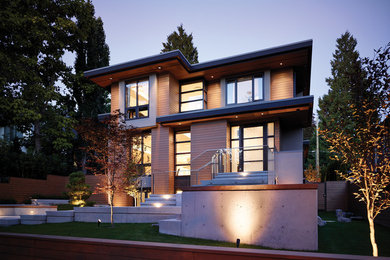 Transitional home design photo in Other