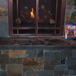 Glacier Green Ledge Stone - Siding And Stone Veneer