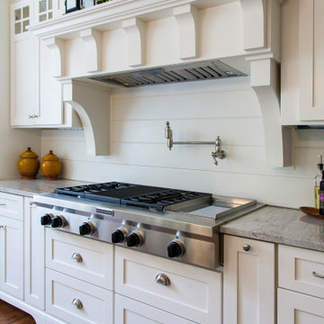 Kitchen with Farmhouse Touches
