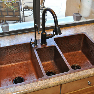 42" Hammered Copper Triple Basin Kitchen Sink (KTDB422210)