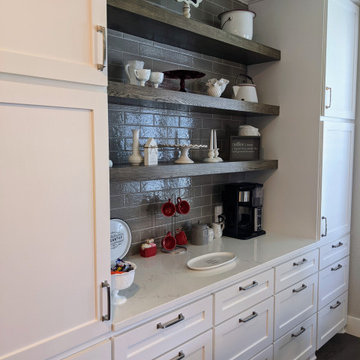 Modern farmhouse kitchen