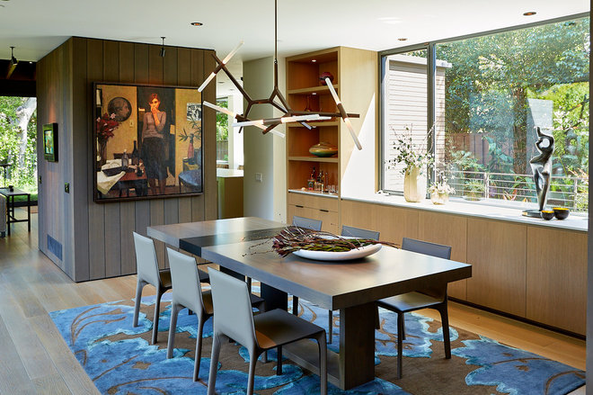 Contemporary Dining Room by Pamela Pennington Studios