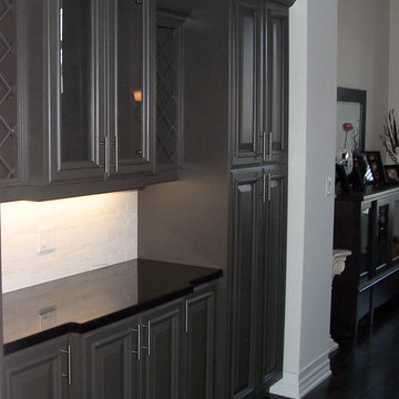 Gourmet Kitchen with Butler Pantry & Writing Desk