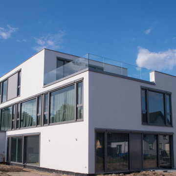 Neubau eines Eigenheims mit Einliegerwohnung in Massivbauweise