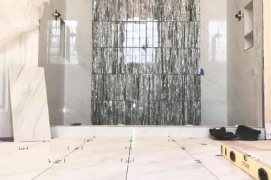 Bathroom - bathroom idea in Houston