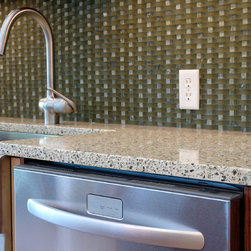 GlassSLAB - Kitchen Countertops
