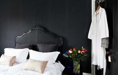 10 Ways to Use Black on Bedroom Walls