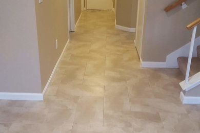 Example of a transitional hallway design in Sacramento