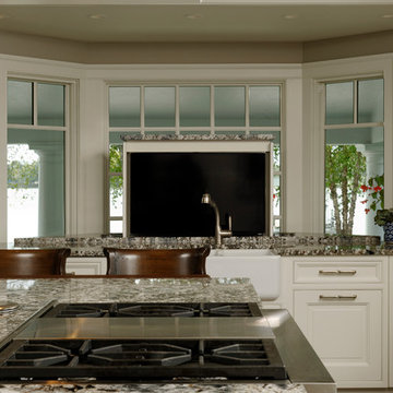 Easton, Maryland - Traditional - Kitchen with Lake View
