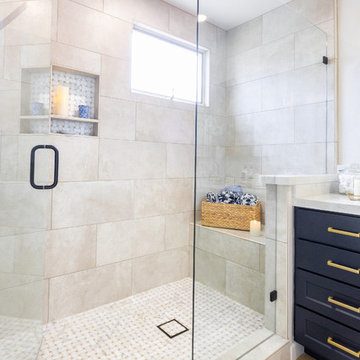 College Area - Modesto Bathroom