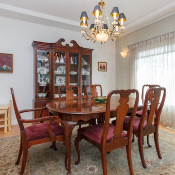 945 Bearwood Lane - $1,429,900 – MLS 851089