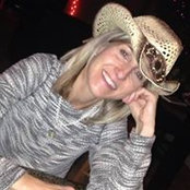 Suzanne Hindle's photo