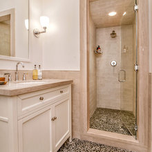 Keira bathroom