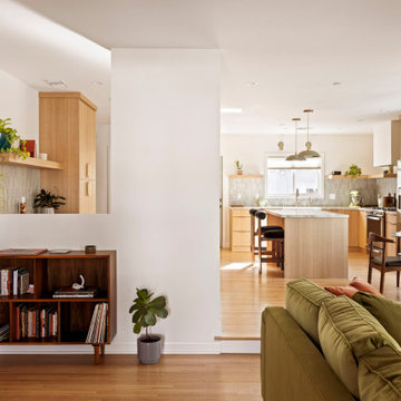 mid-century meets transitional home in Glendale, CA