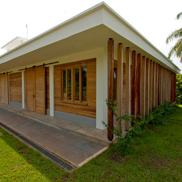 Tropical Hub