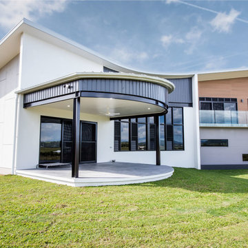 Curved Abode
