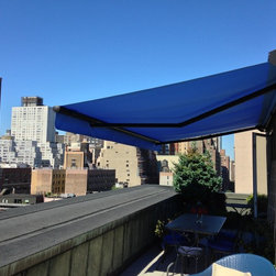 Penthouse NYC Blue G150 - Awnings