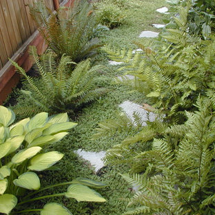 Eklektischer Garten in Portland