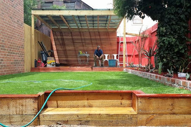 This is an example of a traditional garden in Melbourne.