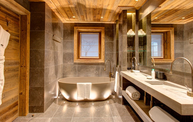 ラスティック 浴室 by ID Hom Architecture