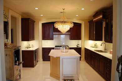 Inspiration for a timeless kitchen remodel in Dallas