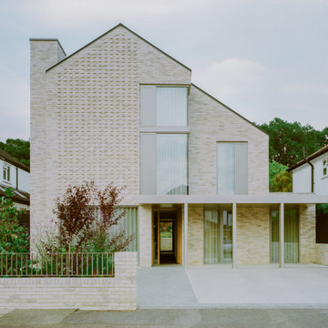 Modern Park Side Villa in Kingston Upon Thames, Surrey