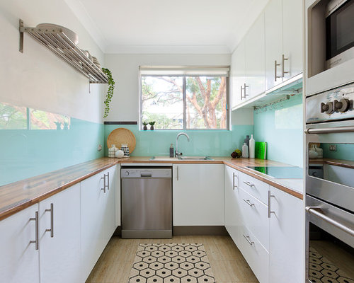 Küchen mit Küchenrückwand in Blau und Laminat Ideen, Design & Bilder