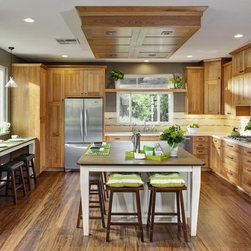 Cabinets and Countertops - Kitchen Cabinetry