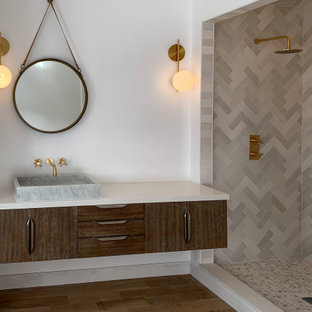 Bäder mit offener Dusche und WC-Raum Ideen, Design & Bilder - September