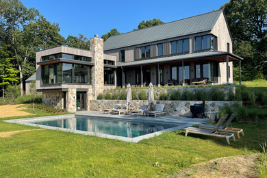 Minimalist exterior home photo in Bridgeport