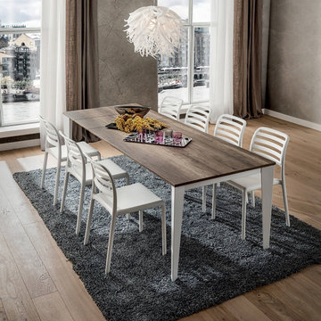 Carlo fixed or extending dining table by La Primavera