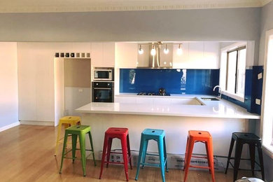 Inspiration for a medium sized contemporary kitchen in Melbourne.