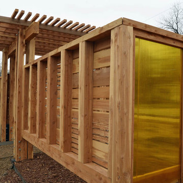 Polygal Fence Divider
